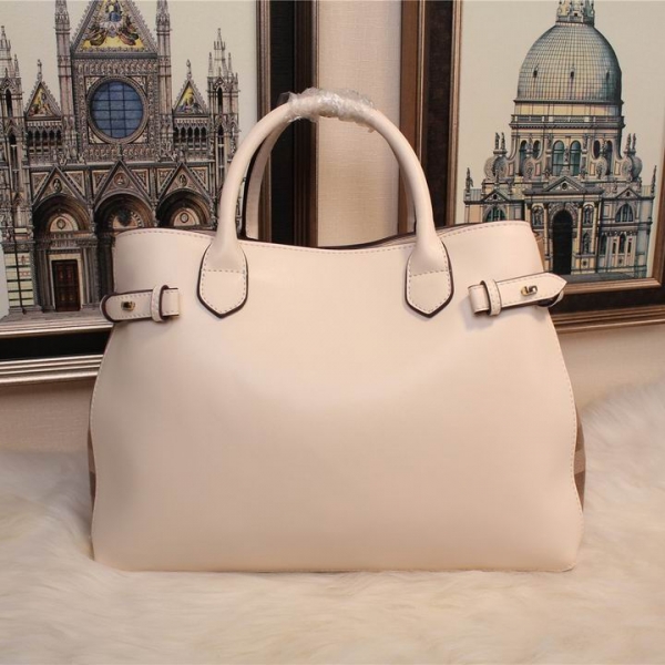 Bolsa Burberry - Imagem 9
