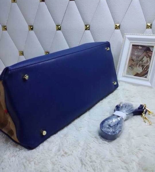 Bolsa Couro Azul Burberry - Imagem 7