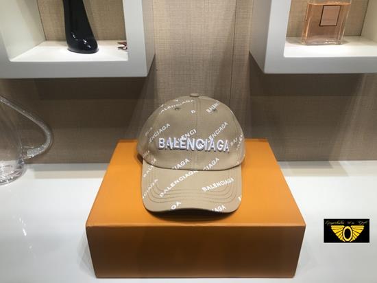 bone da balenciaga