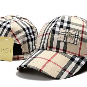 Boné Burberry - Grandes Grifes