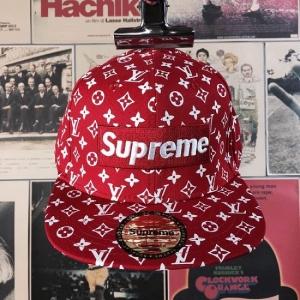 Preços baixos em Bonés de beisebol masculino Supreme Vermelho | eBay