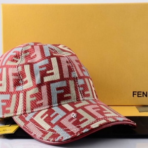 Boné Fendi