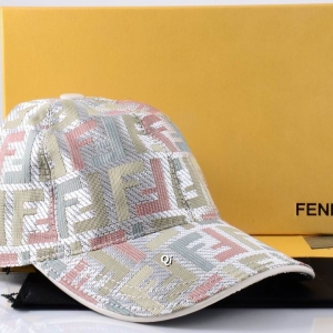 Boné Fendi