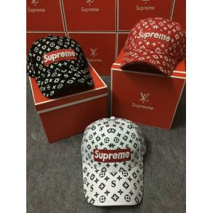 Boné Louis Vuitton x Supreme