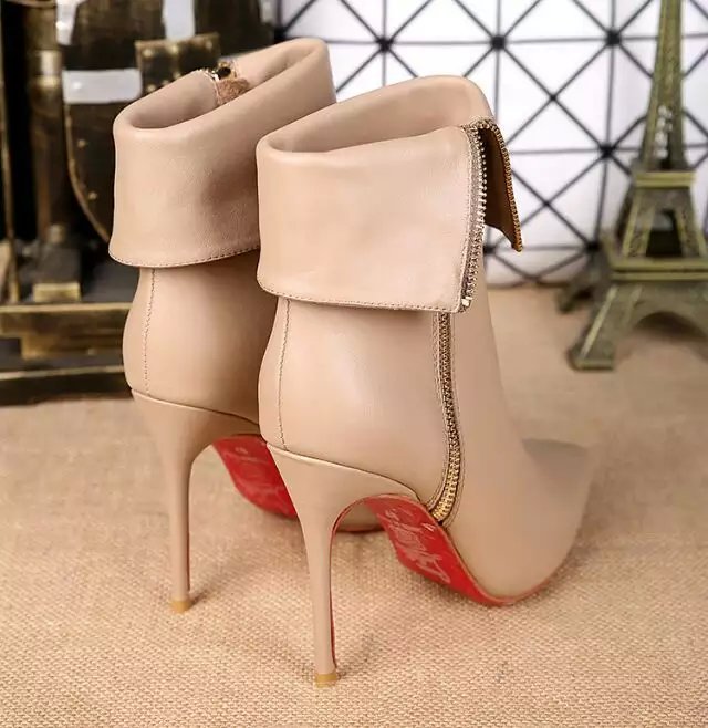 Bota sales louboutin feminina