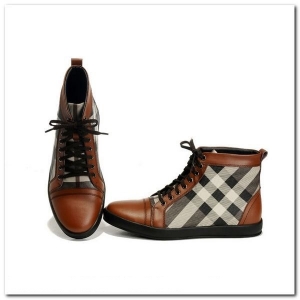 Burberry Bota Casual Masc. Burberry