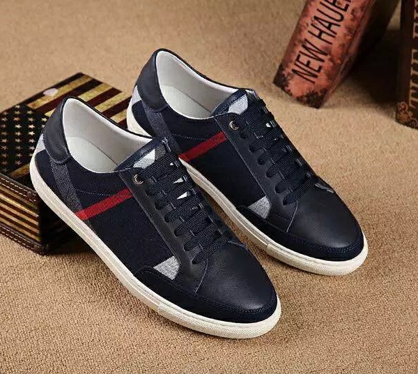 Burberry Tênis de Couro Burberry - Imagem 2