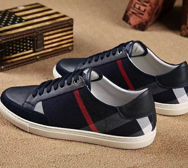 Burberry Tênis de Couro Burberry - Imagem 5