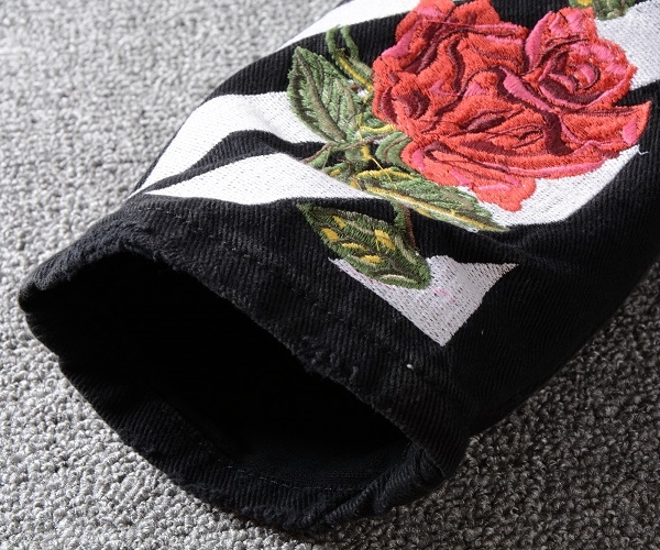 Calça Jeans com detalhe flor Off White - Image 2