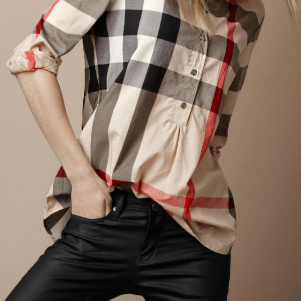 Camisa Fem. Burberry - Imagem 2