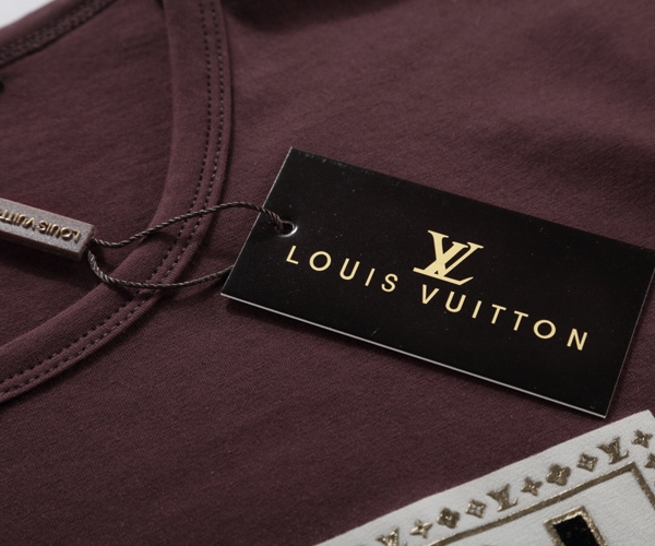Camiseta Masc. Louis Vuitton - Imagem 2