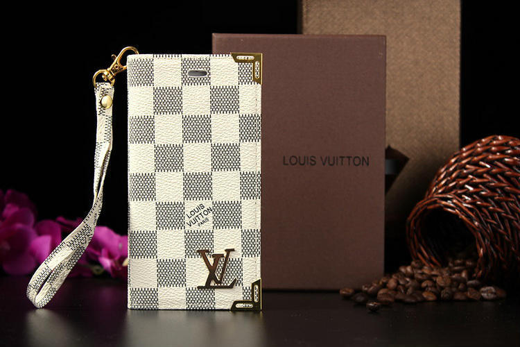 Capa Capinha luxo Iphone Louis Vuitton 6g/7g/7g plus/X/Xs/Xs max\Xr