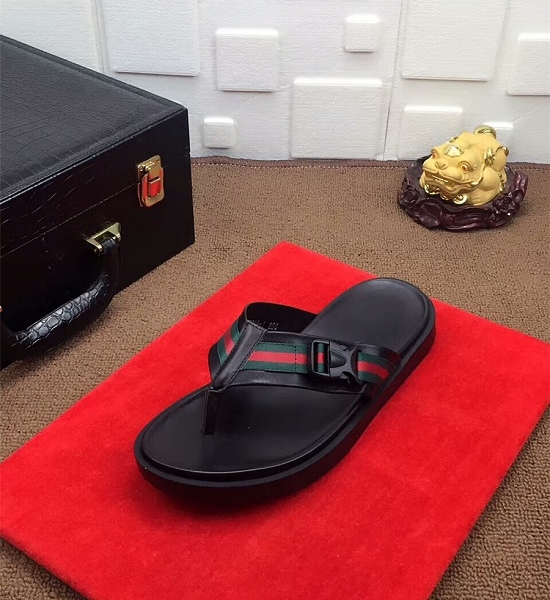 Chinelo Gucci - Imagem 4