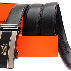 Cinto Masculino de Couro Preto Hermes