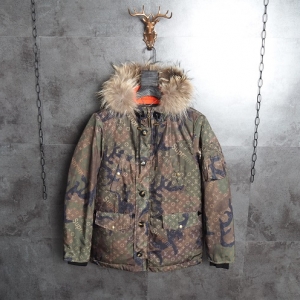 Jaqueta Parka Louis Vuitton x Supreme