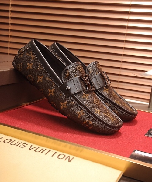 Mocassim Louis Vuitton 