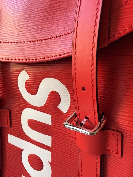 Mochila Supreme x Louis Vuitton Christopher Vermelho - Grandes Grifes