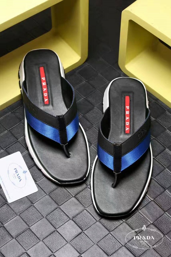 Sandália Chinelo de Couro Prada - Imagem 4