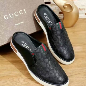 Sandália Mule chinelo slipper couro Gucci