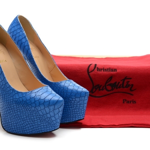Sapato Alto Christian Louboutin 16cm.