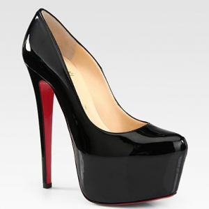Sapato Alto Victoria Christian Louboutin