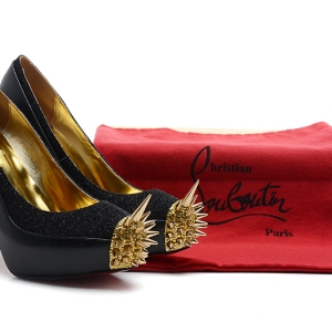 Sapato Couro Christian Louboutin