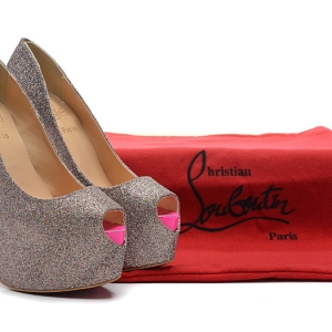 Sapato Couro Salto Alto Christian Louboutin