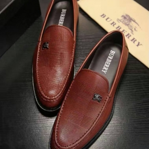 Sapato Marrom Couro Burberry