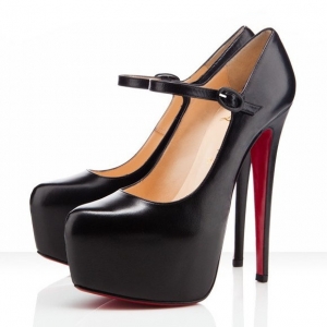 Sapato Mary Jane Plataforma 15cm. Christian Louboutin