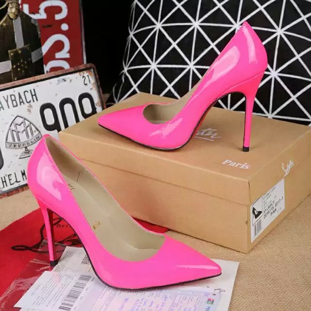 Sapato Pigalle Christian Louboutin 10cm. - Imagem 3