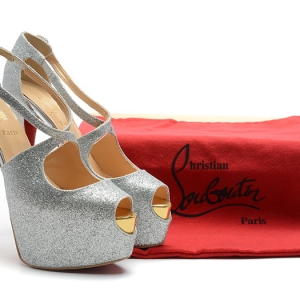 Sapato Salto Alto Christian Louboutin 16cm.