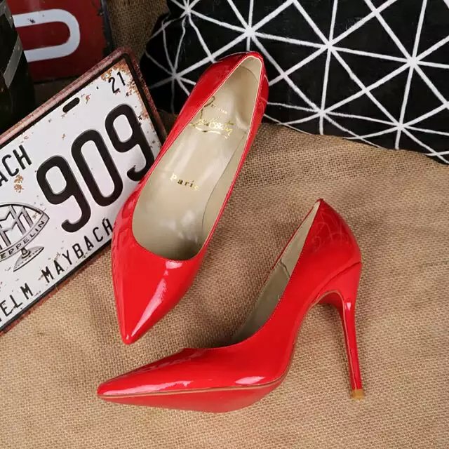 Sapato Salto Alto Vermelho Christian Louboutin 10cm. - Imagem 2
