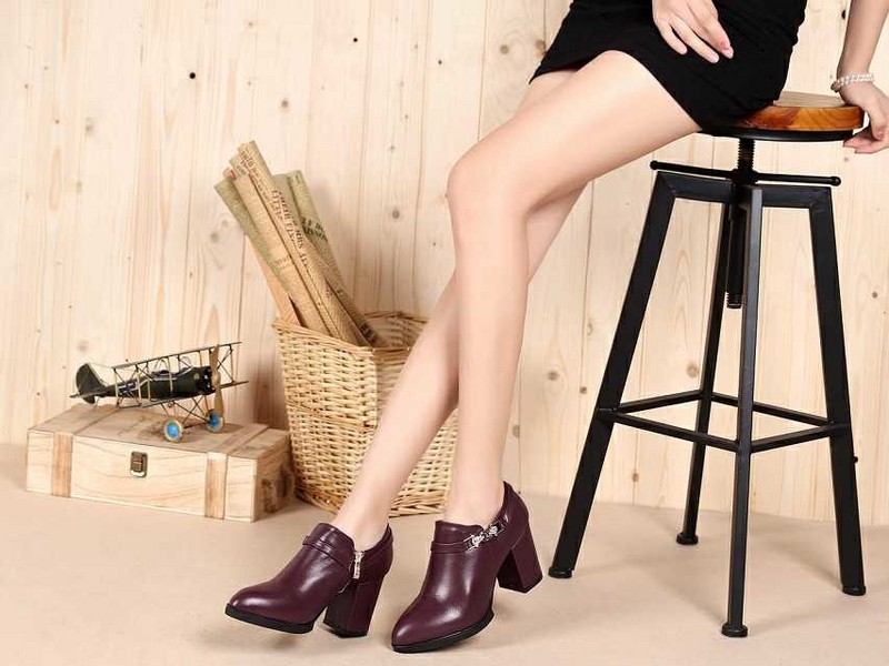 Sapato de Couro Chanel - Imagem 4