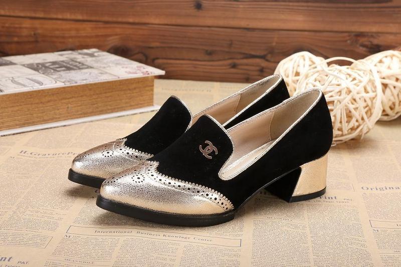 Sapato de Couro Chanel