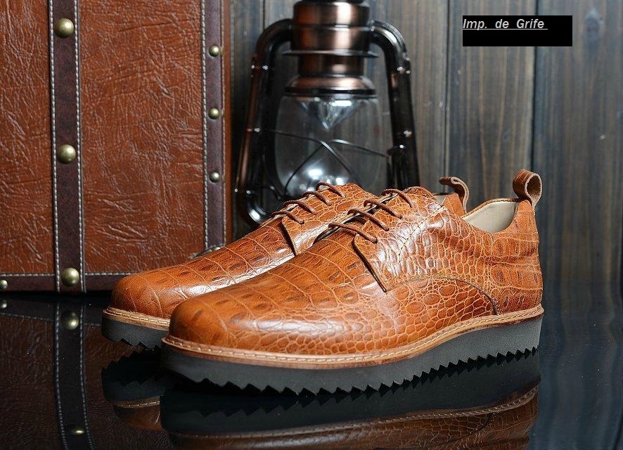 Sapato de Couro Prada