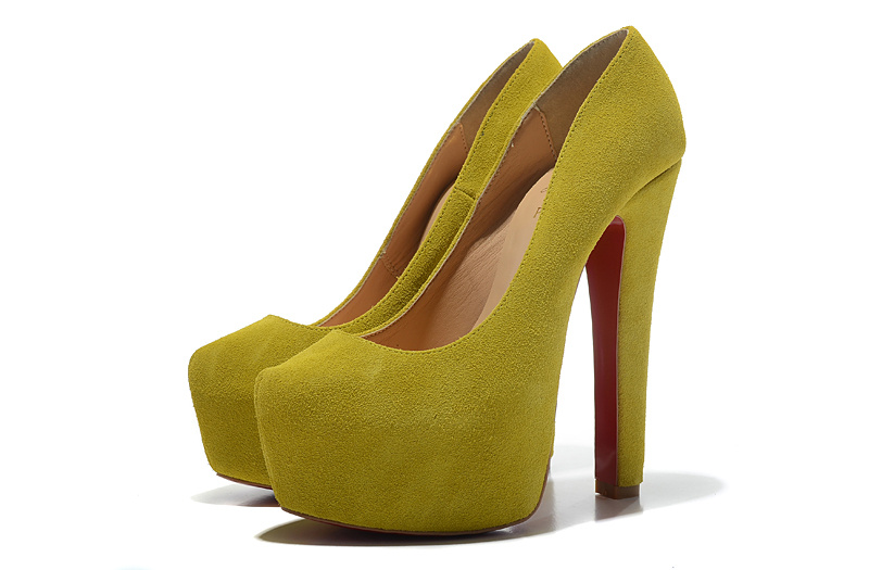 Sapato meia pata Christian Louboutin 16cm. - Imagem 3