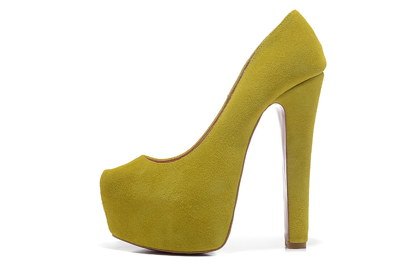 Sapato meia pata Christian Louboutin 16cm. - Imagem 5