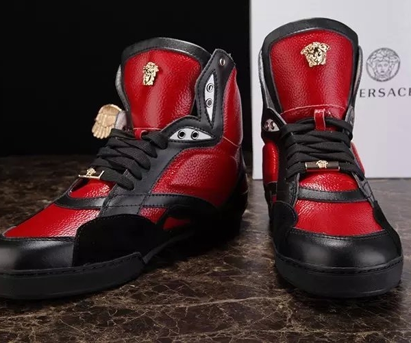 Tênis Masculino Cano Alto em Couro Preto e Vermelho | ROCK FIT