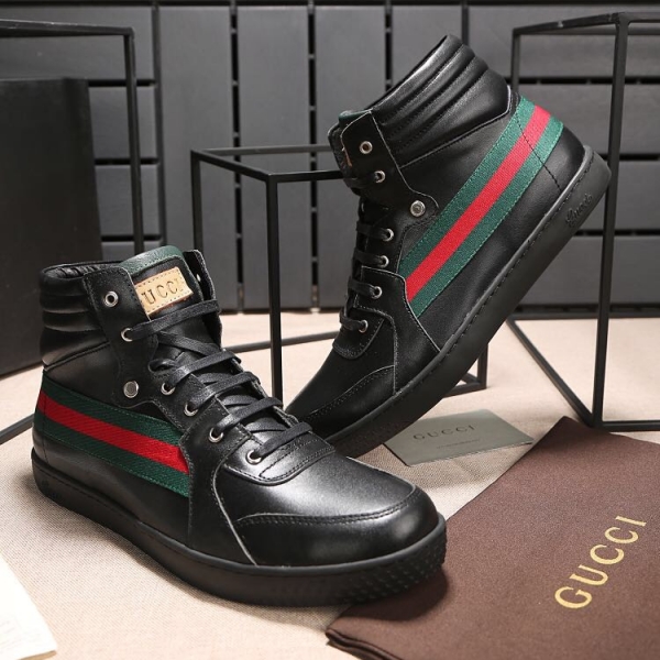 Tênis cano alto de couro Gucci - Grandes Grifes