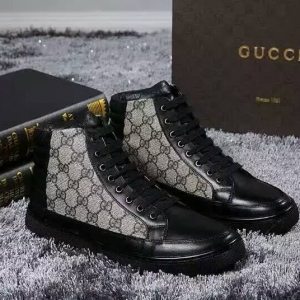 Tênis cano alto de couro Gucci - Grandes Grifes