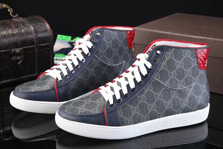 tenis gucci cano alto