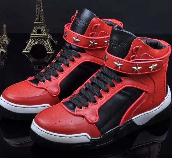 Tênis de Couro Givenchy Grandes Grifes - Main Image