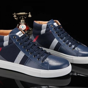 Tênis Cano Alto Azul Burberry