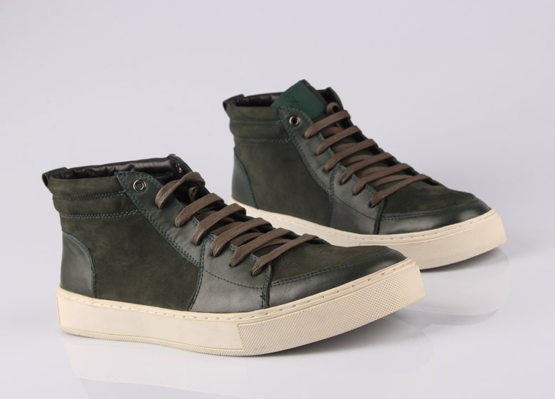 Tênis Couro Yves Saint Laurent - Imagem 3