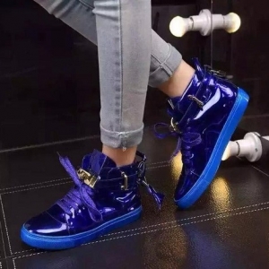Tênis cano alto Buscemi