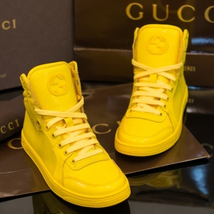 Tênis cano alto amarelo couro Gucci