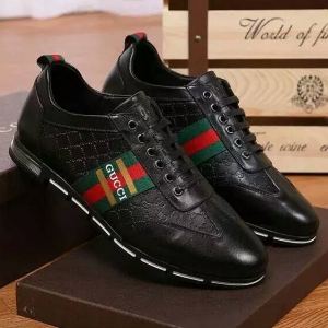 Tênis casual de couro Gucci