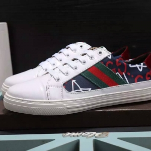 Tênis casual de couro Gucci