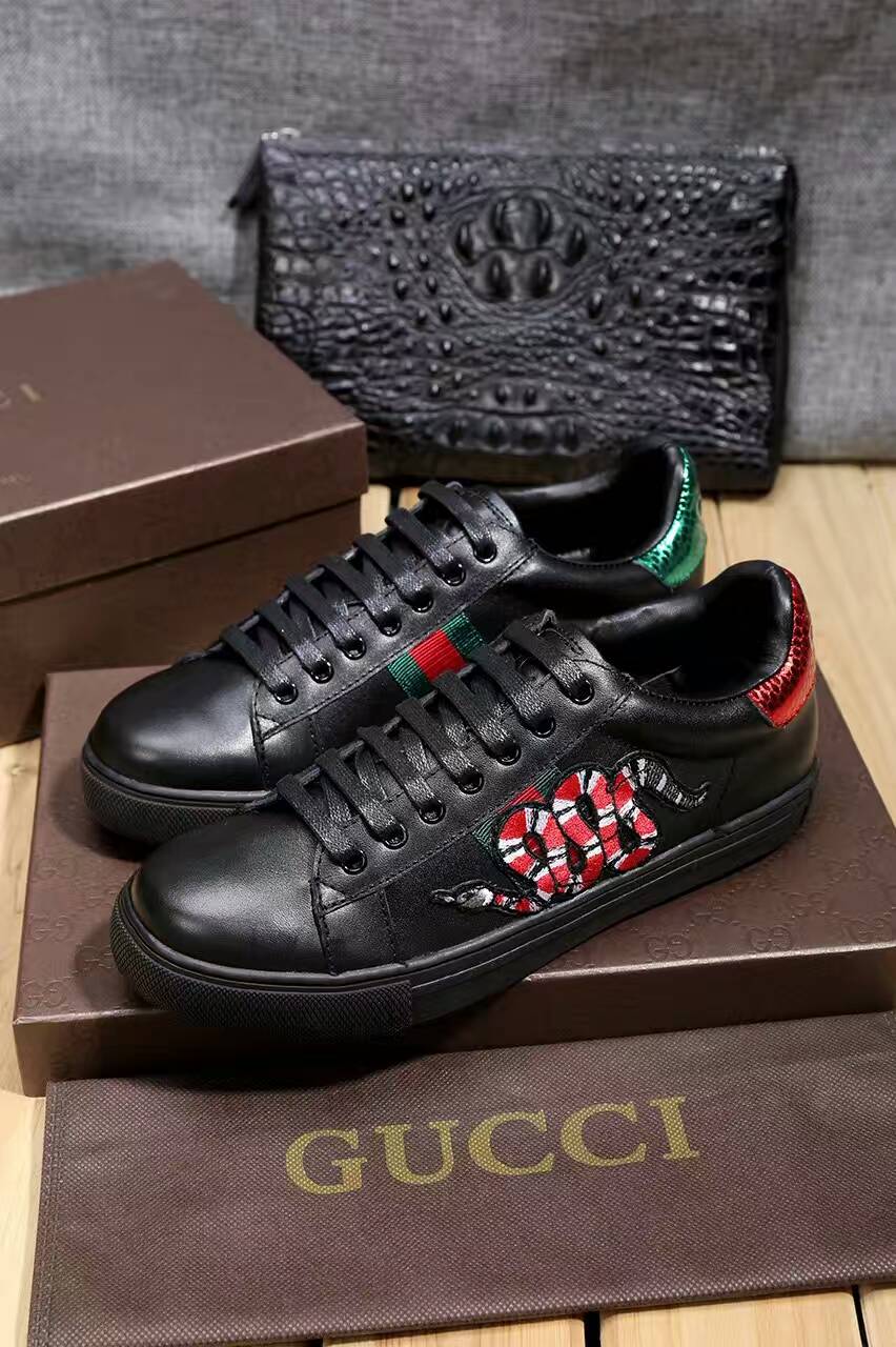 Tênis casual de couro Gucci - Imagem 2