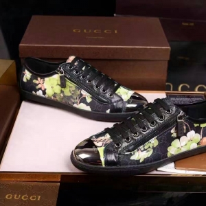Tênis casual de couro Gucci